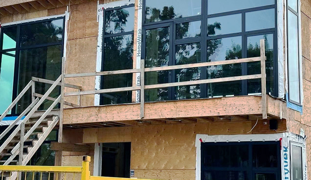  <span style='color:#333333;'><span style='font-size:16px;'>Проект Келоуна</span></span> 